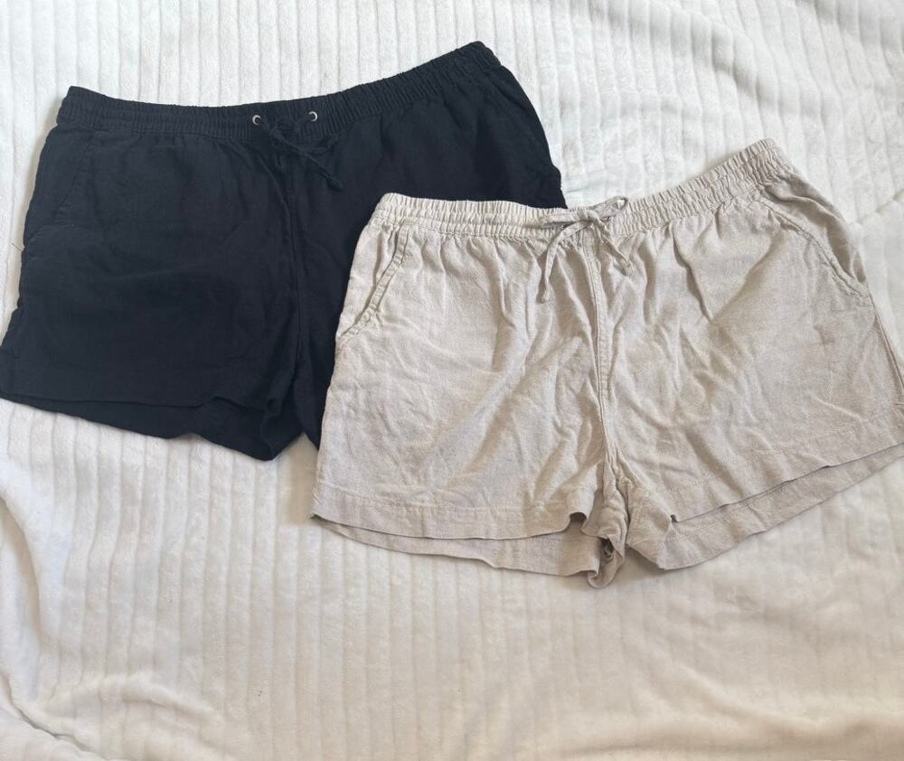 H&M Size Large Linen Blend Casual Summer Shorts Bundle (Set of 2)